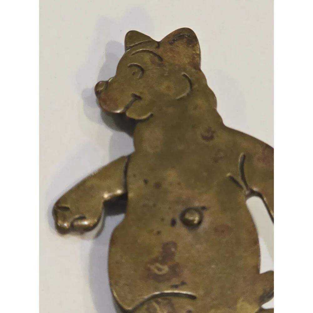 Vintage Teddy Bear Brooch Brass Tone Smiling Bear Animal Pin #1365